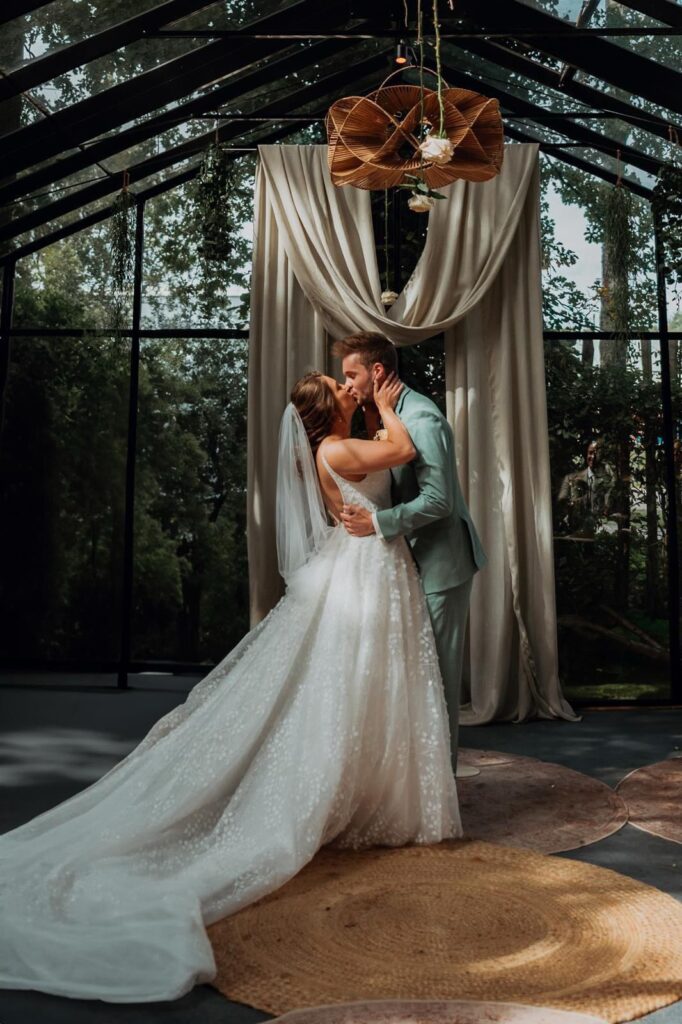 Clovira Memory Gift als huwelijkscadeau voor een bruidspaar.